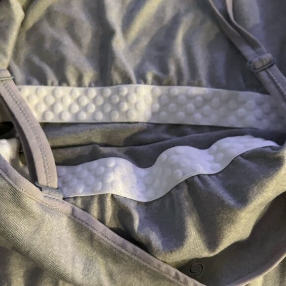 New athletic cami - Picture 3 of 4